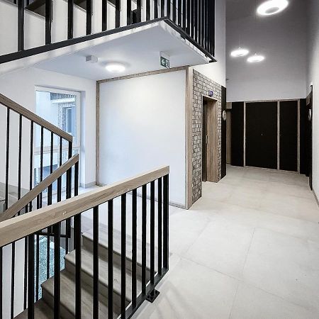 Apartament Clever 1 Kamienica Grochow Varşova Dış mekan fotoğraf