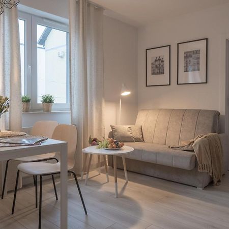 Apartament Clever 1 Kamienica Grochow Varşova Dış mekan fotoğraf